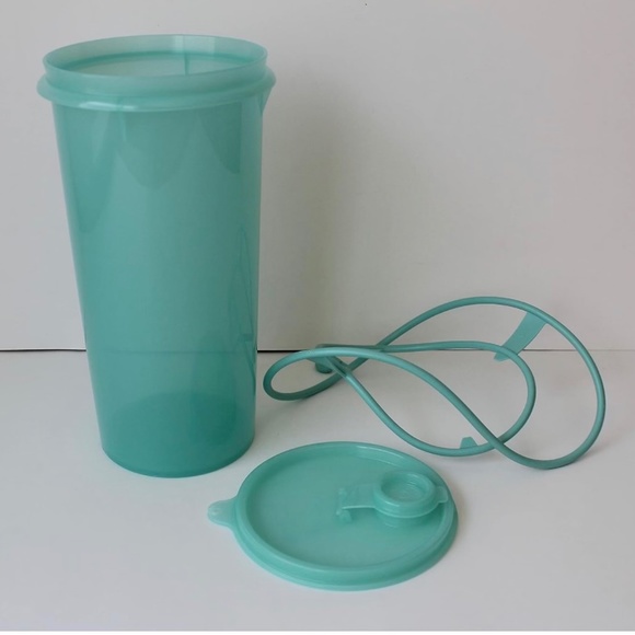 Tupperware - Picture 2 of 2